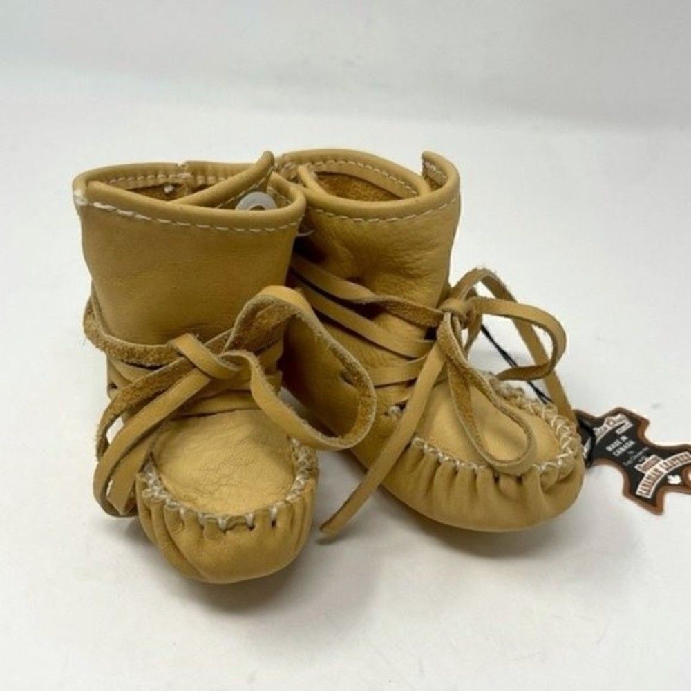 Laurentian chief moccasins C4 baby leather booties BoxH